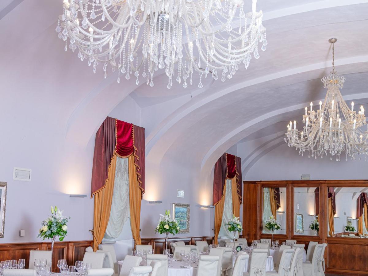 Montaldo Castle & Resort Montaldo Torinese Exterior foto